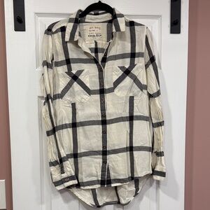 Girl Krazy Black and White Plaid Button Down Shirt